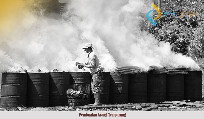 Proses Pembuatan Arang Dari Batok Kelapa Praktis dan Berkualitas